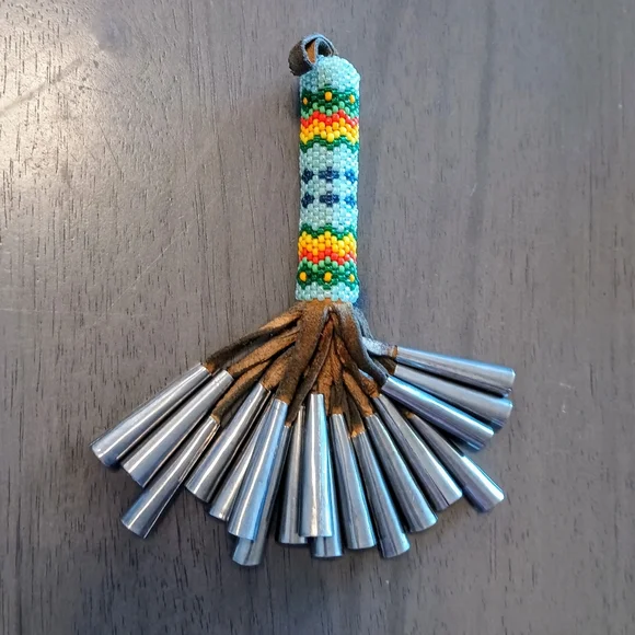Native American Dance Bustleor Keychain - Picture 1 of 1